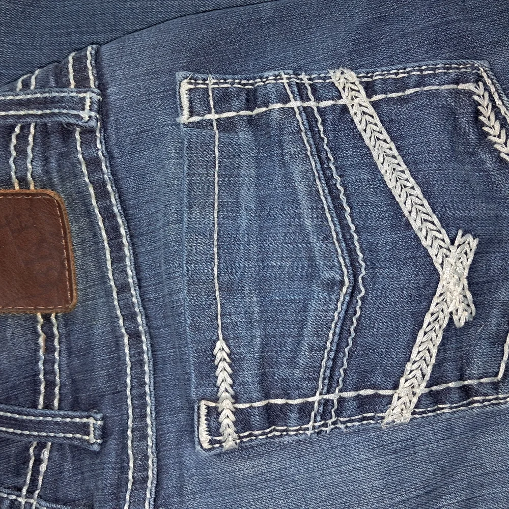 BKE Denim Wendi Boot Dark Blue Jeans Size 28R - Picture 9 of 12